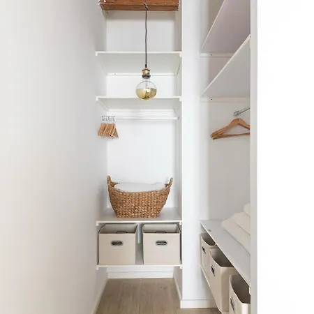 Lovely Flat At Sagrada Familia-3